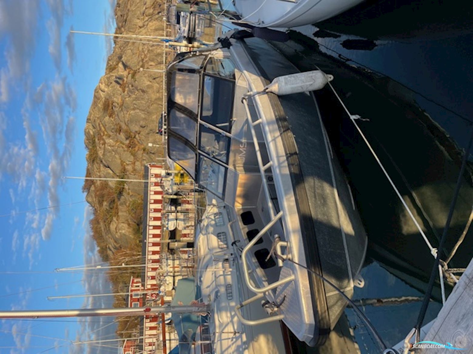 UMS Marin / Tuna Ums 805 Dc