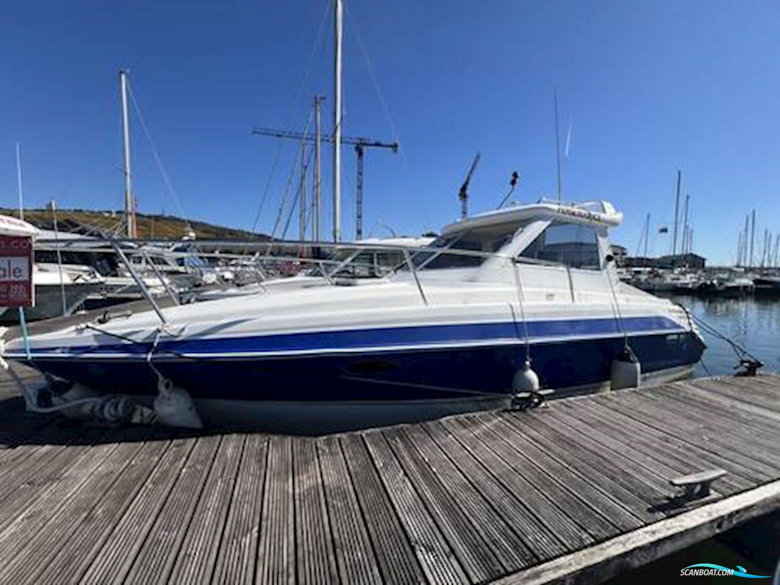 Unclassified Rico Mistra 26 Motorboot 1998, mit GM 6.2 Turbo motor, England