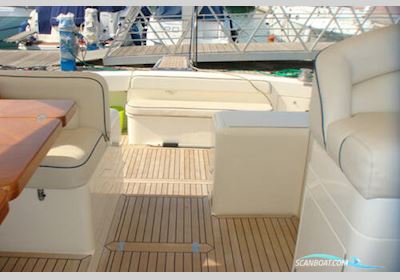 Uniesse 42 Motorboot 2006, mit Cummins QSC 8.3 motor, Griechenland