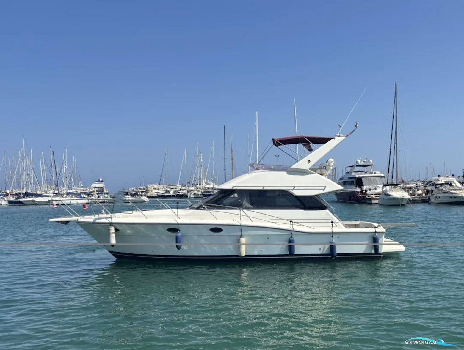 UNIESSE 42 Motorboot 1997, mit Caterpillar motor, Spanien