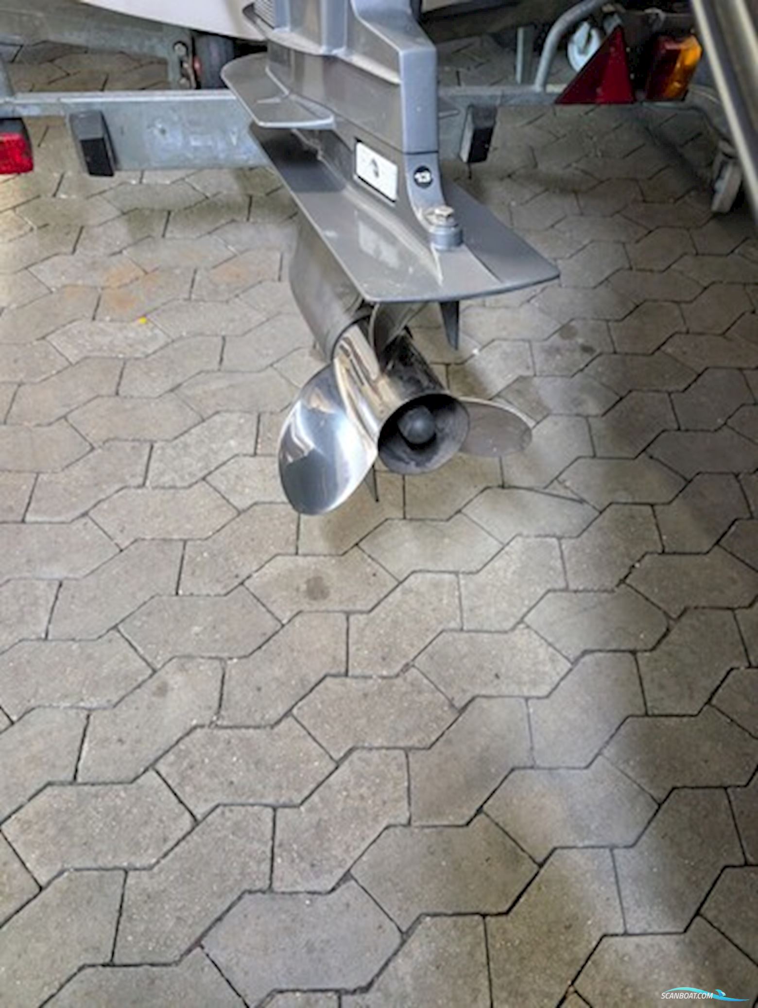 Uttern 5100 Dc