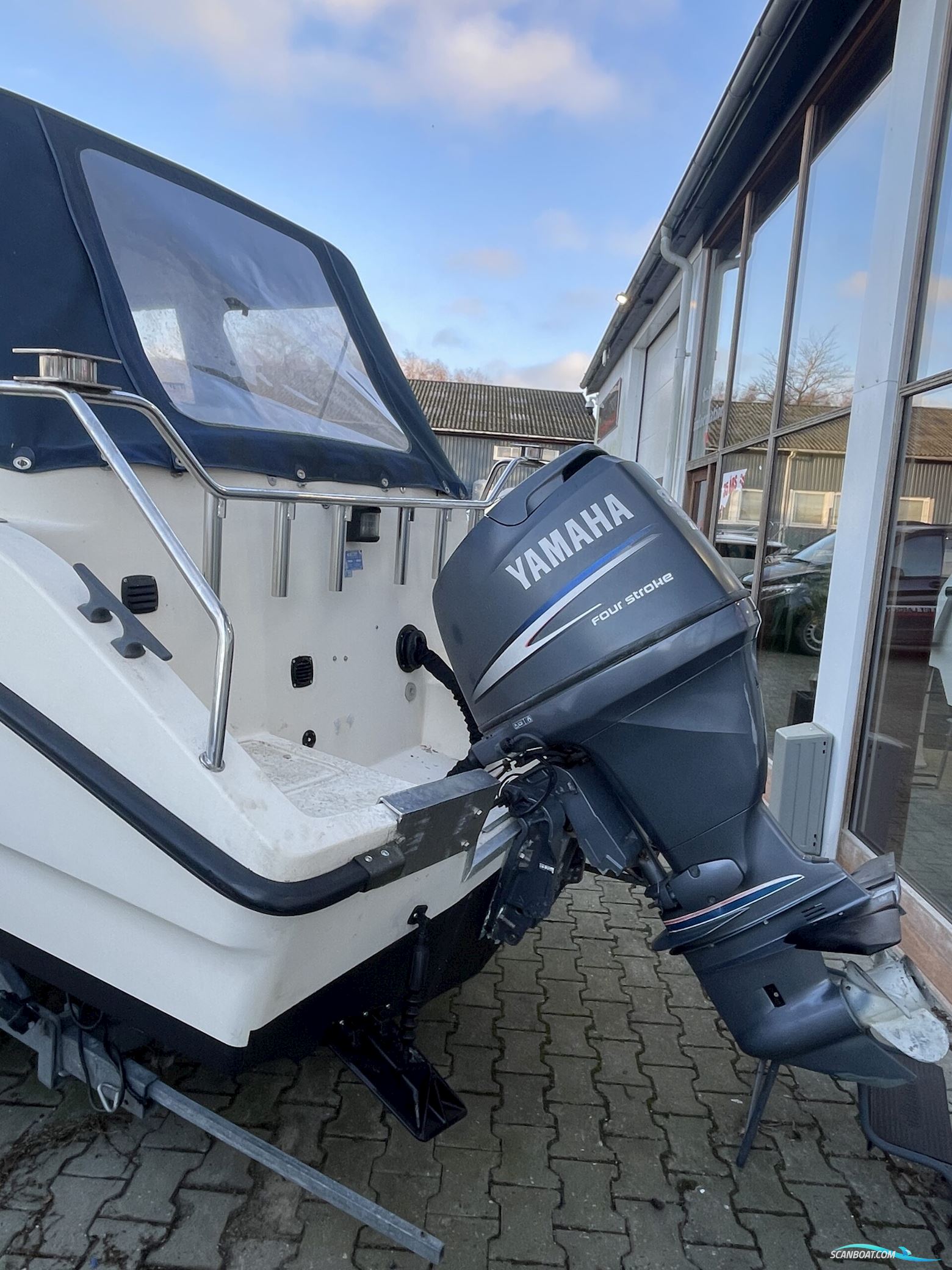 Uttern 6200 CC