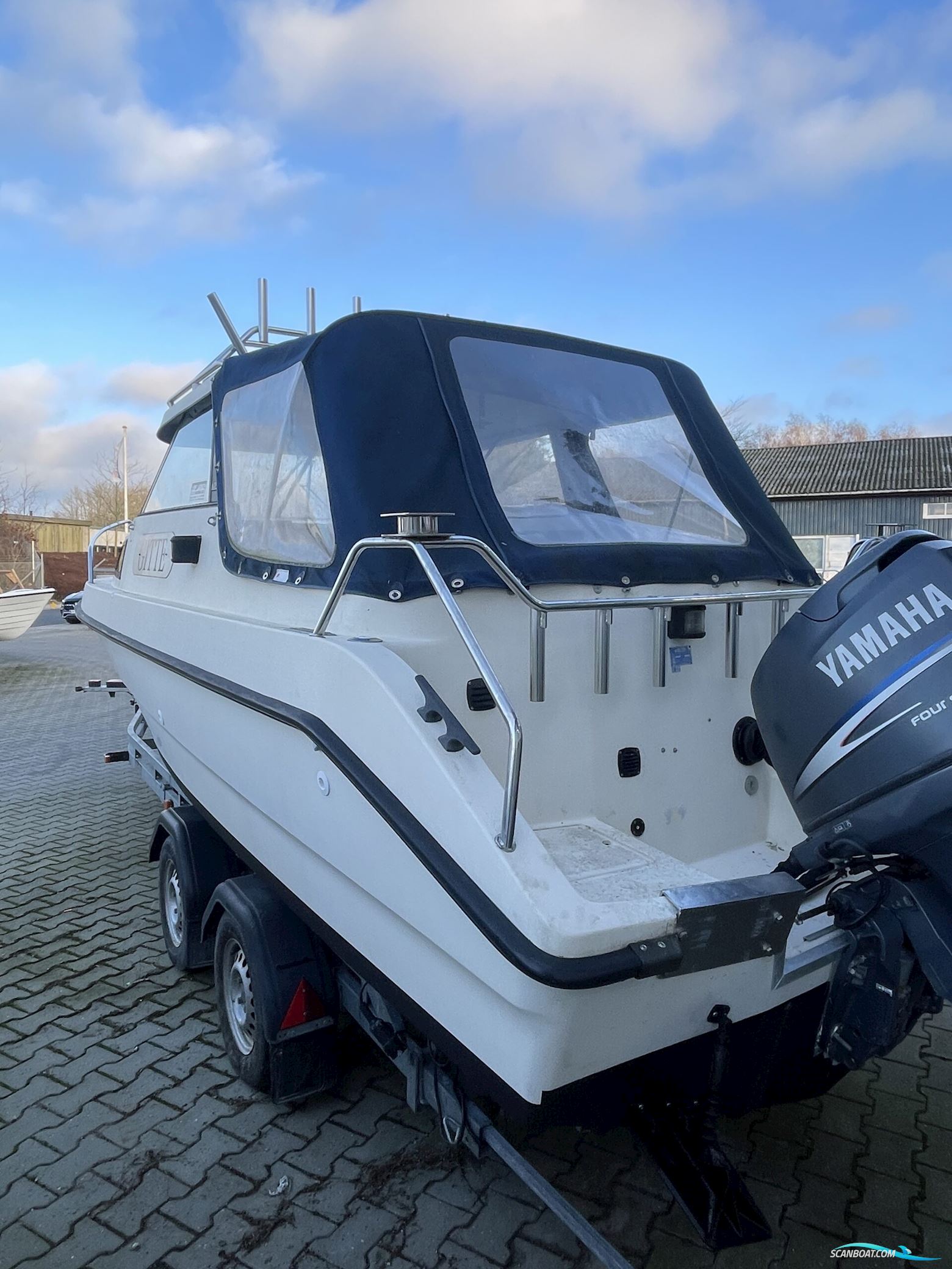 Uttern 6200 CC