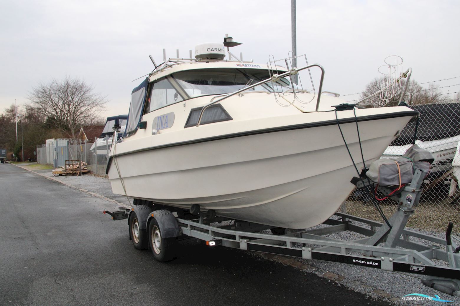 Uttern 6200 CC