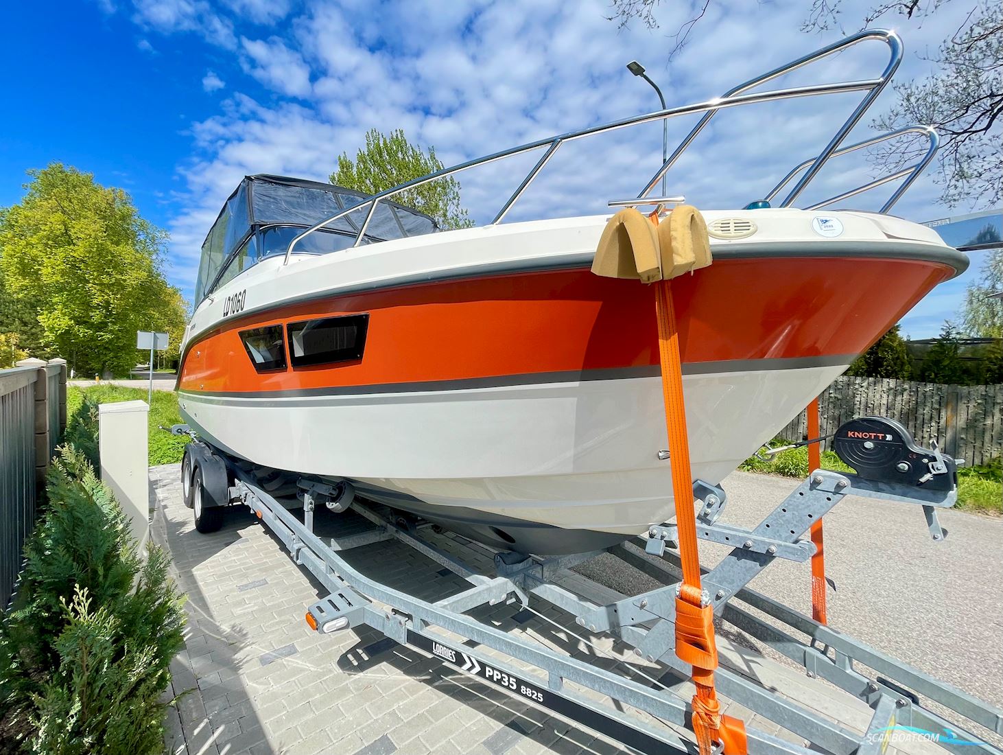 Uttern D 77 mit Trailer