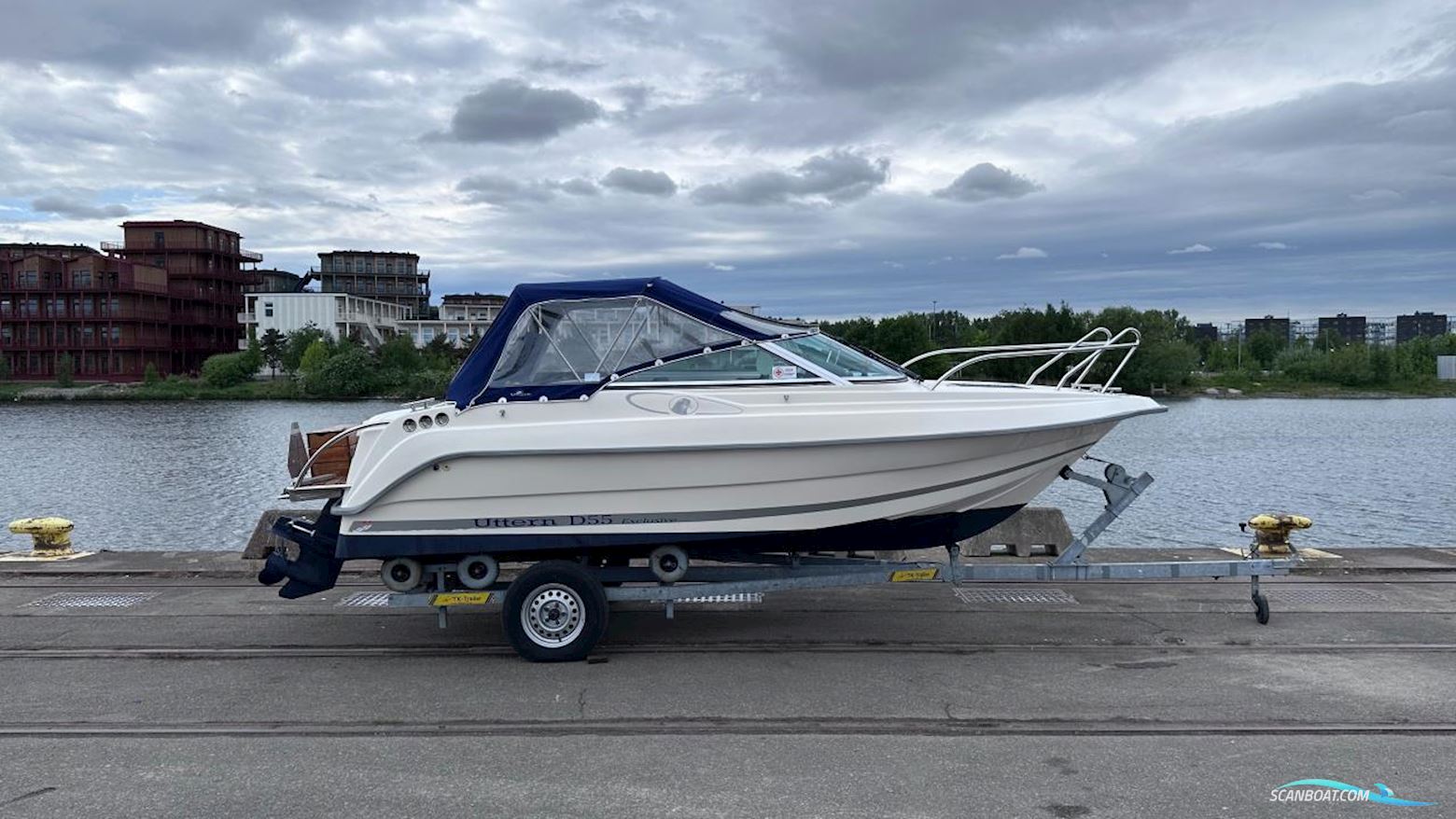 Uttern D55 Exclusive