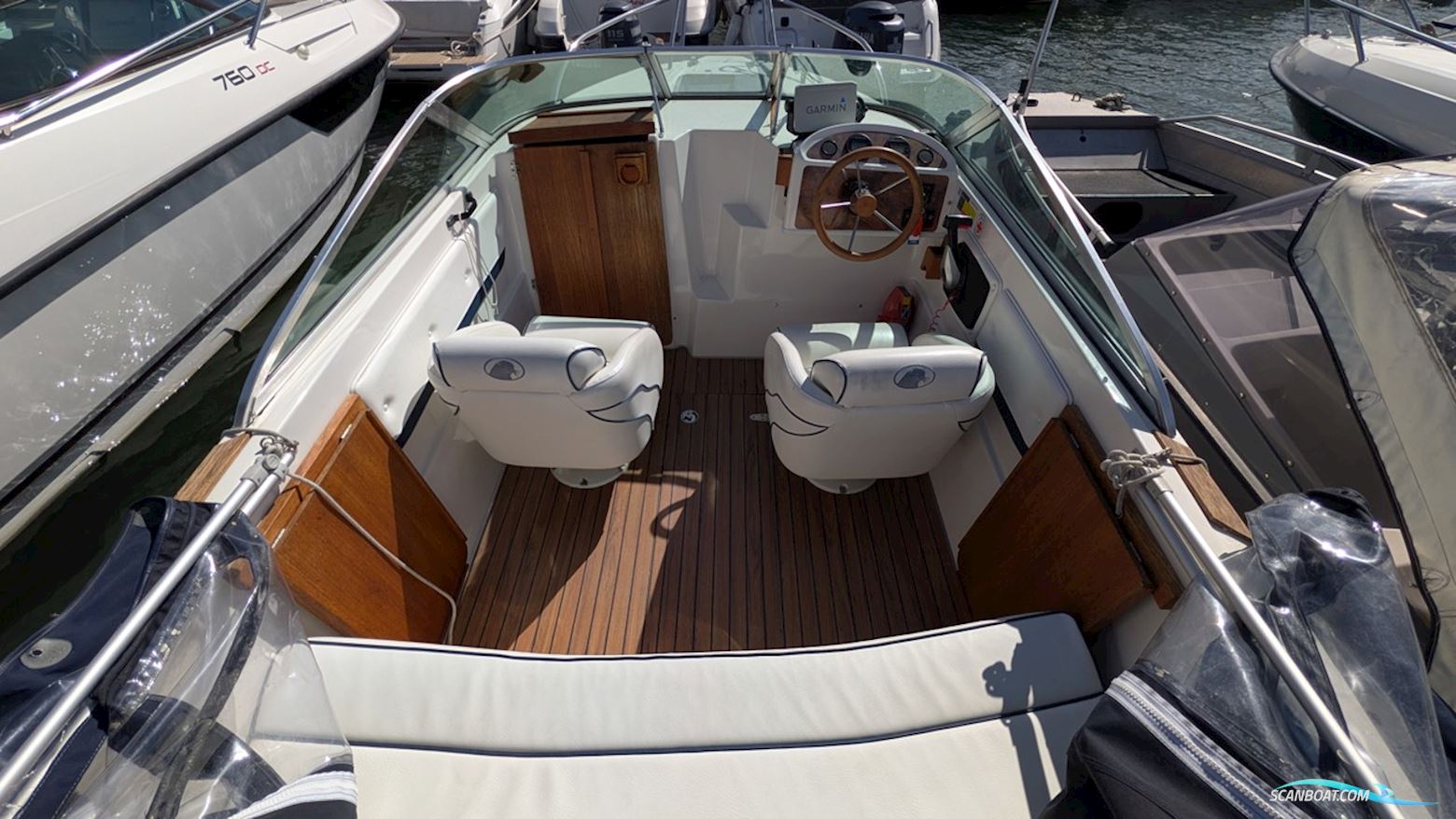 Uttern D55 Exclusive