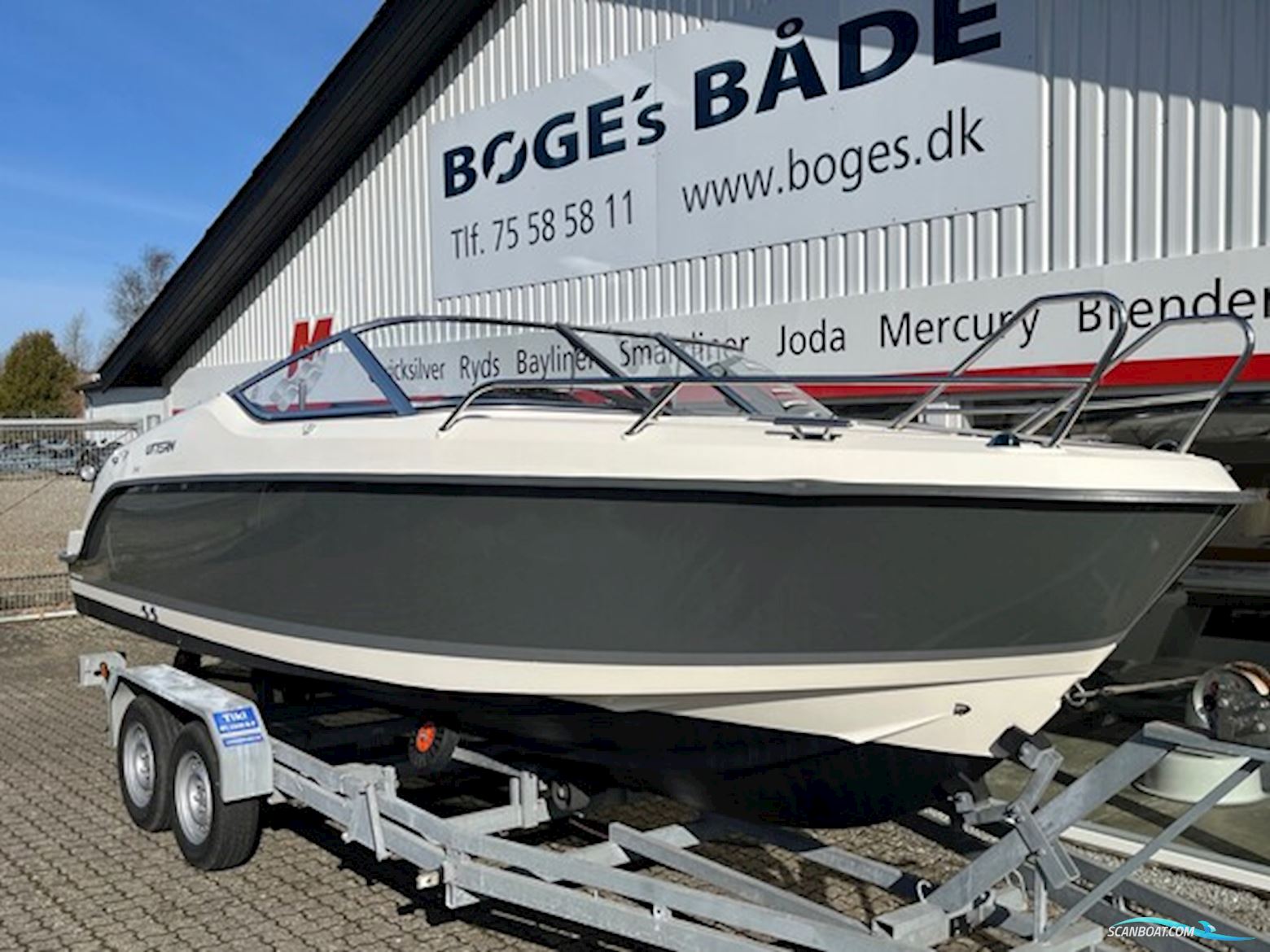 Uttern D62 Med F115 Mercury-Efi 4 Takt og Buggi Bådtrailer