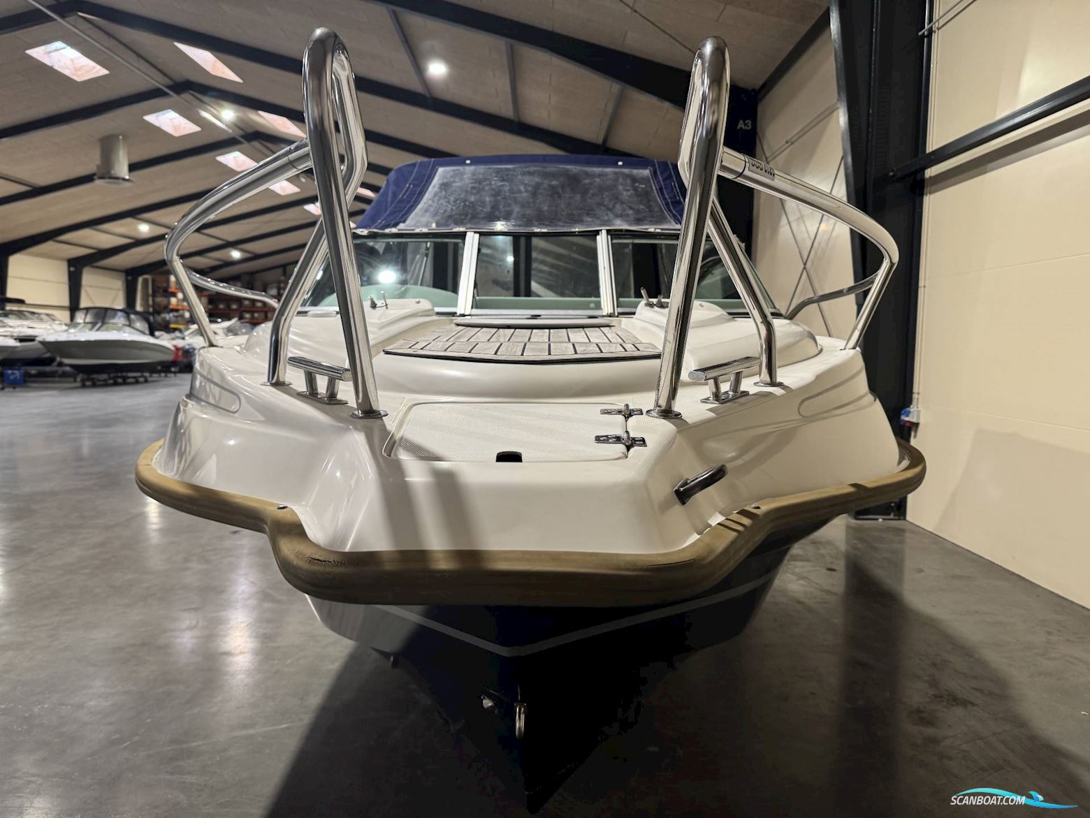 Uttern D68 Exclusive - Mercruiser 4.3