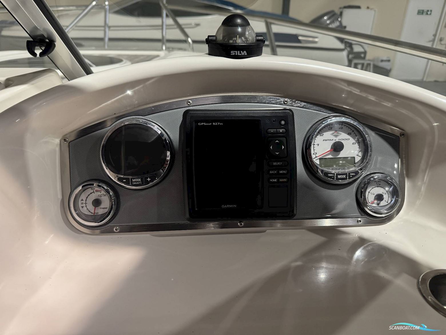 Uttern D68 Exclusive - Mercruiser 4.3