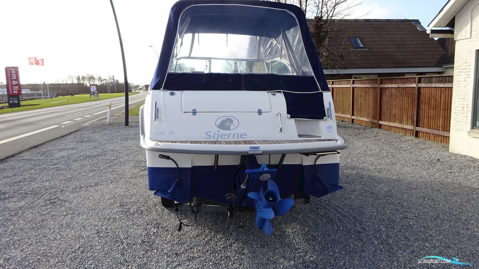 Uttern D68 Exclusive Med 4,3 Mpi og Trailer