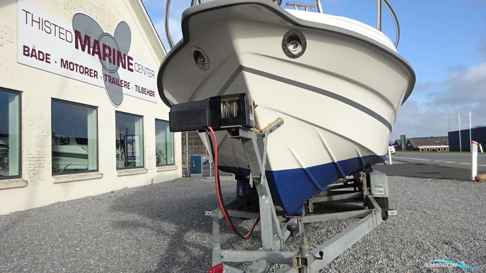 Uttern D68 Exclusive Med 4,3 Mpi og Trailer