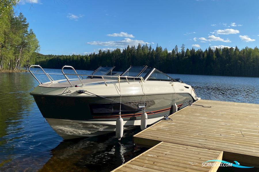 Uttern D70 Motorboot 2019, mit Mercury motor, Sweden