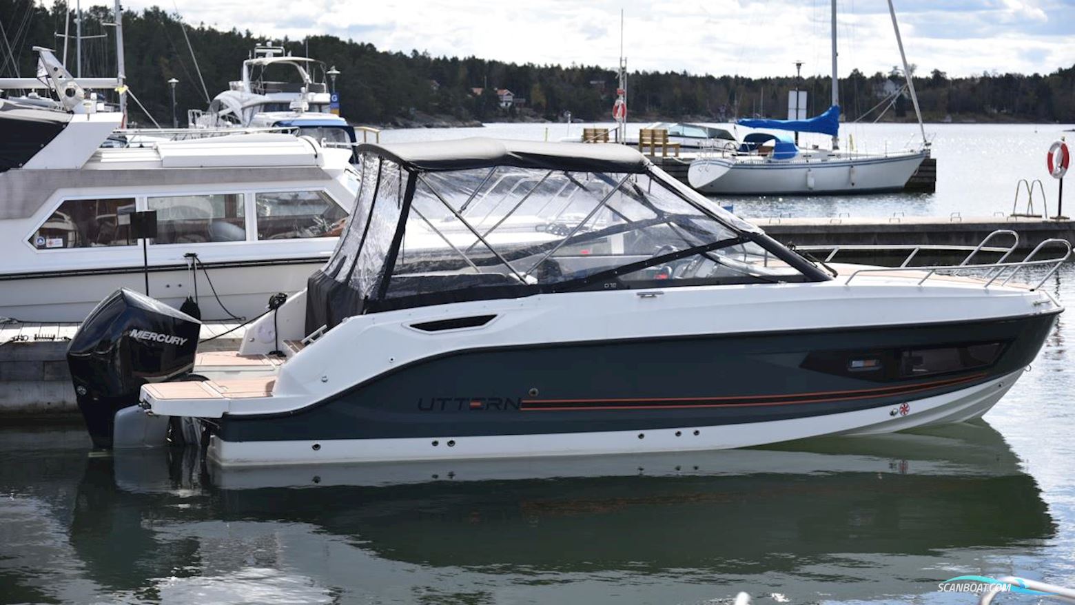 Uttern D70 Motorboot 2022, mit  Mercury  motor, Sweden