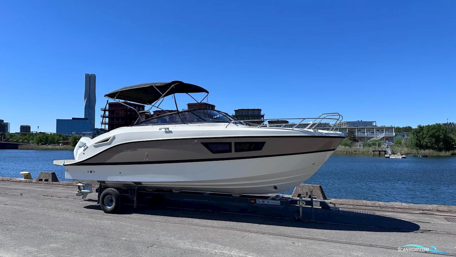 Uttern D77 Motorboot 2025, mit Mercury motor, Sweden