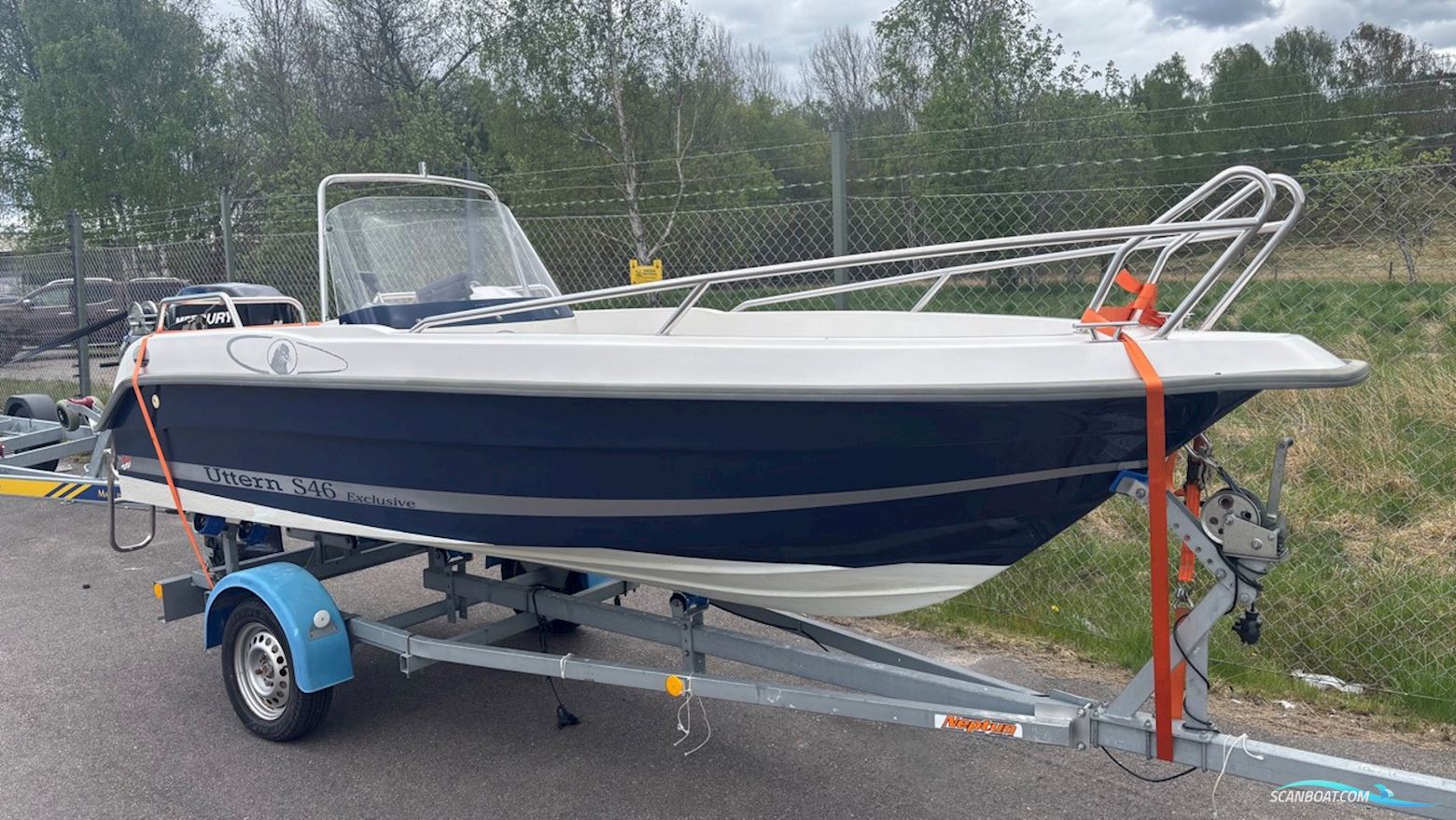 Uttern S46 Motorboot 2002, mit Mercury motor, Sweden