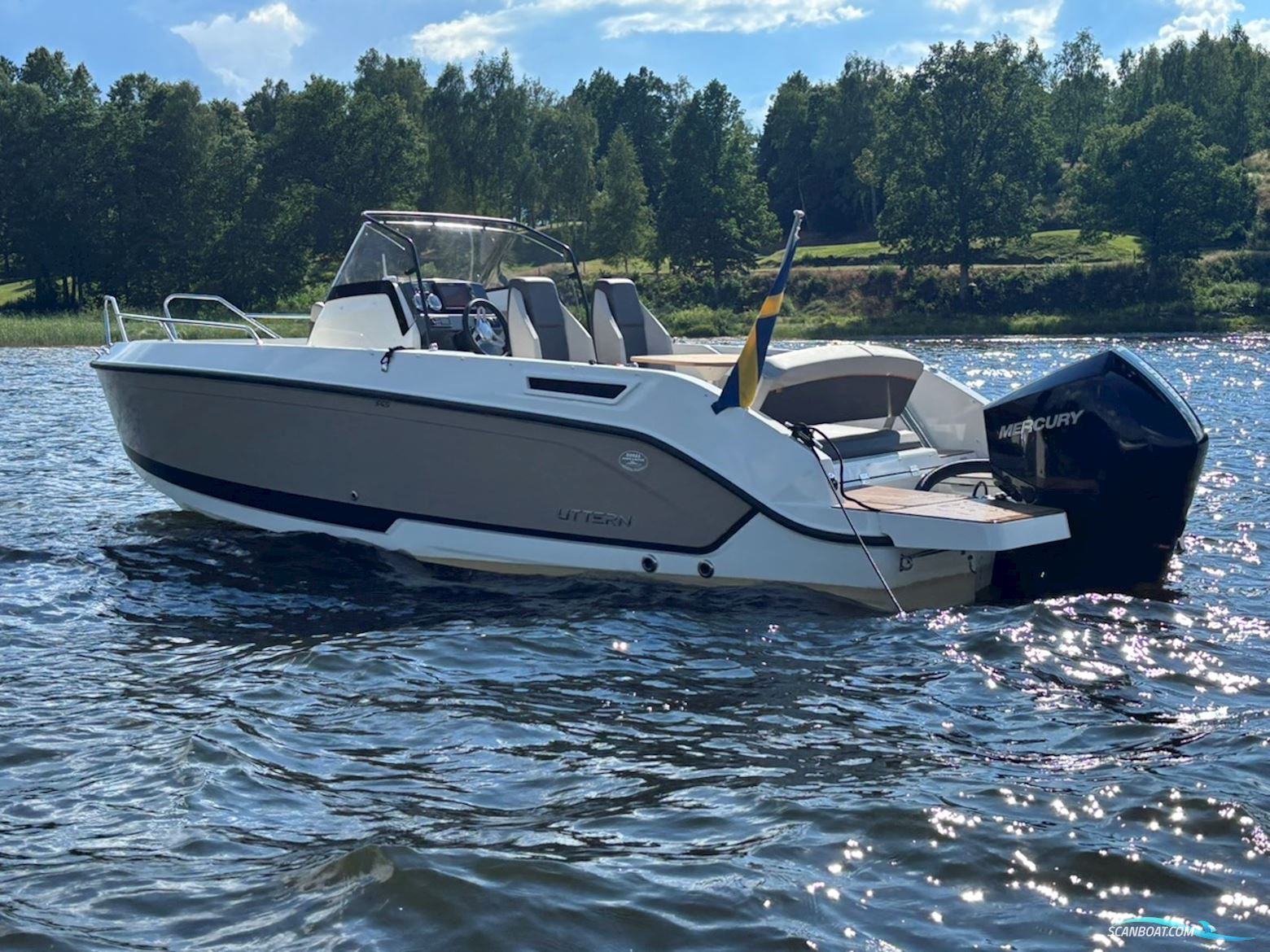 Uttern S65 Motorboot 2022, mit Mercury motor, Sweden