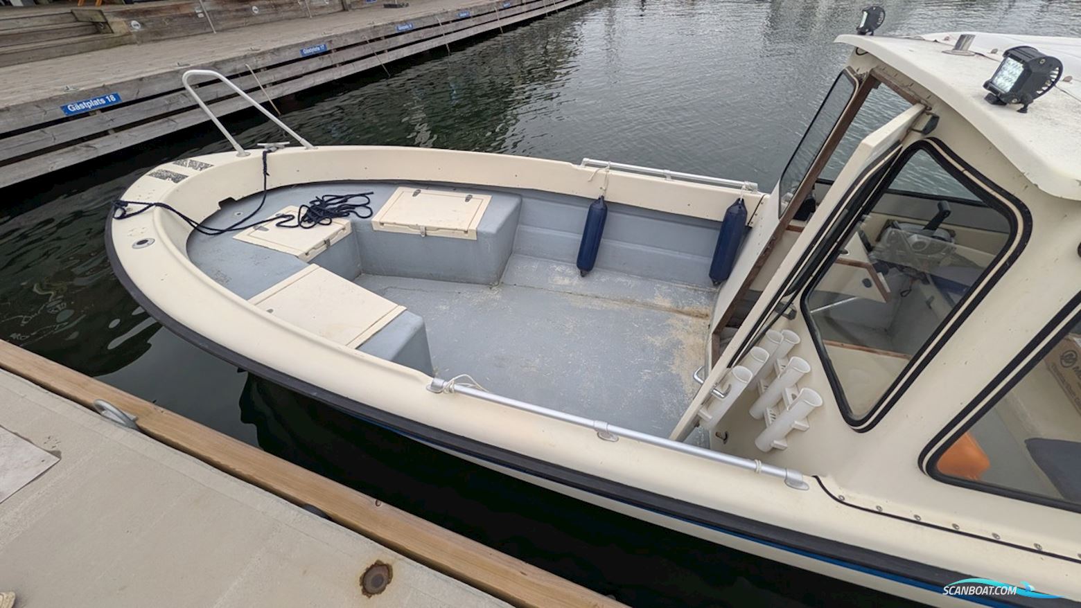 Väddö 560 Akterhytt