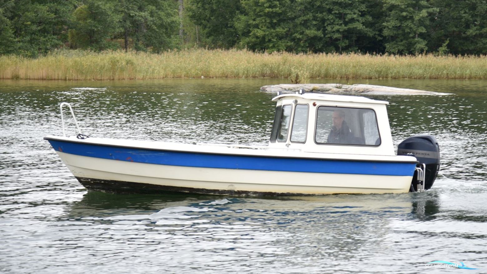 Väddö 560 Akterhytt