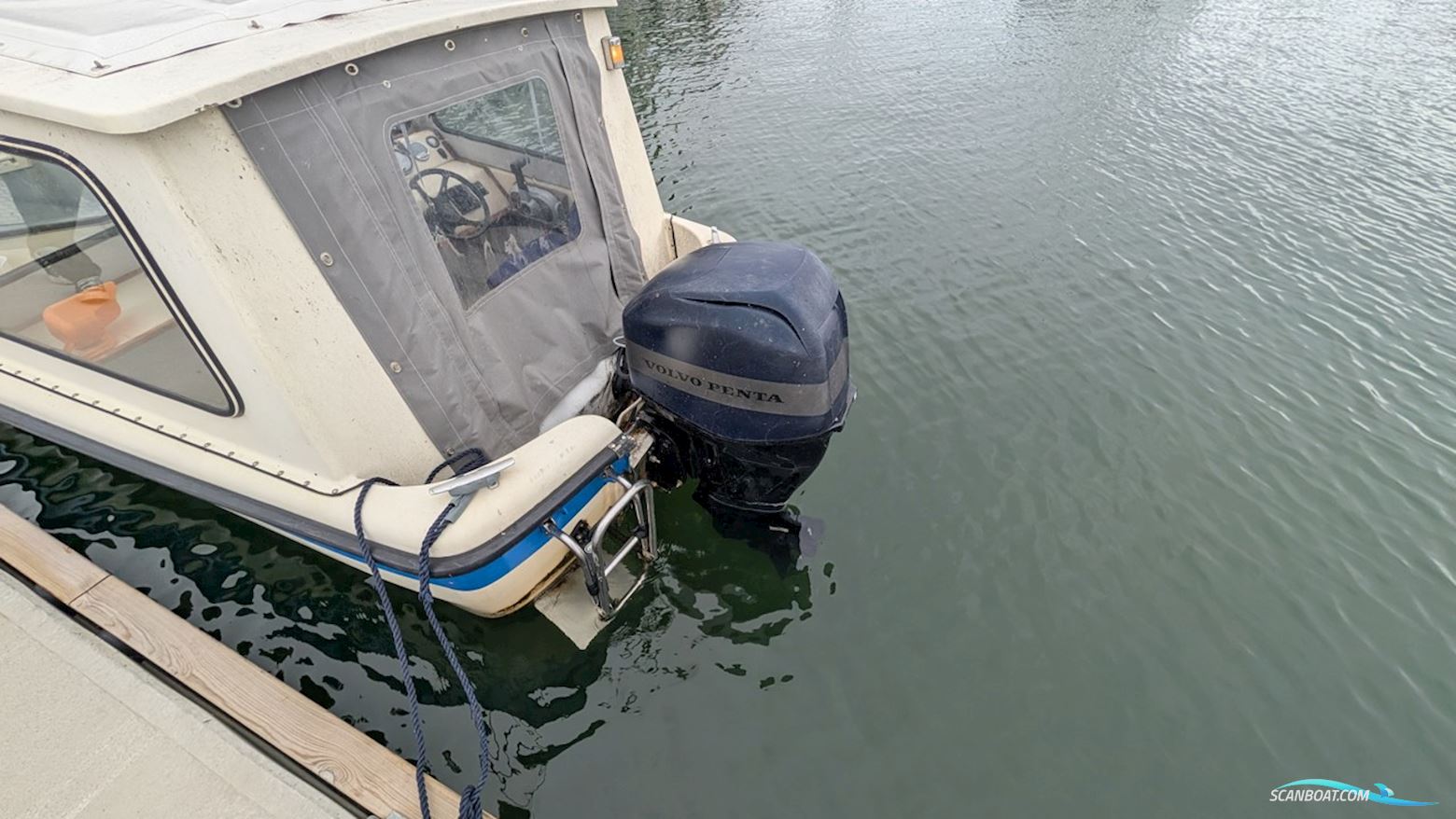 Väddö 560 Akterhytt