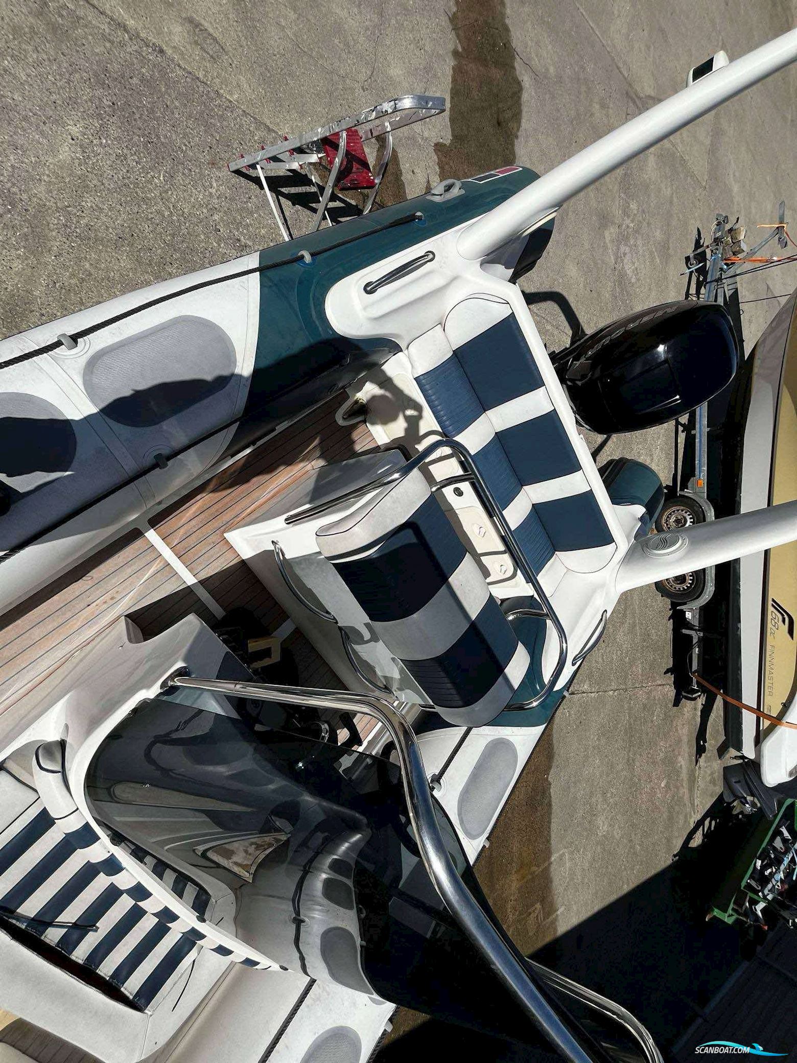 Valiant 750 Med 250 hk Verado