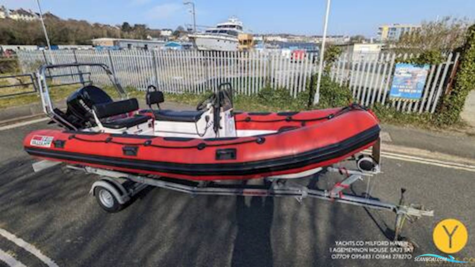 Valiant DR-520 Sports Rib Motorboot 2002, mit Suzuki motor, England
