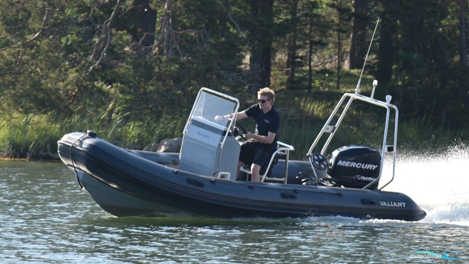 Valiant DR 570 Motorboot 2012, mit Mercury motor, Sweden