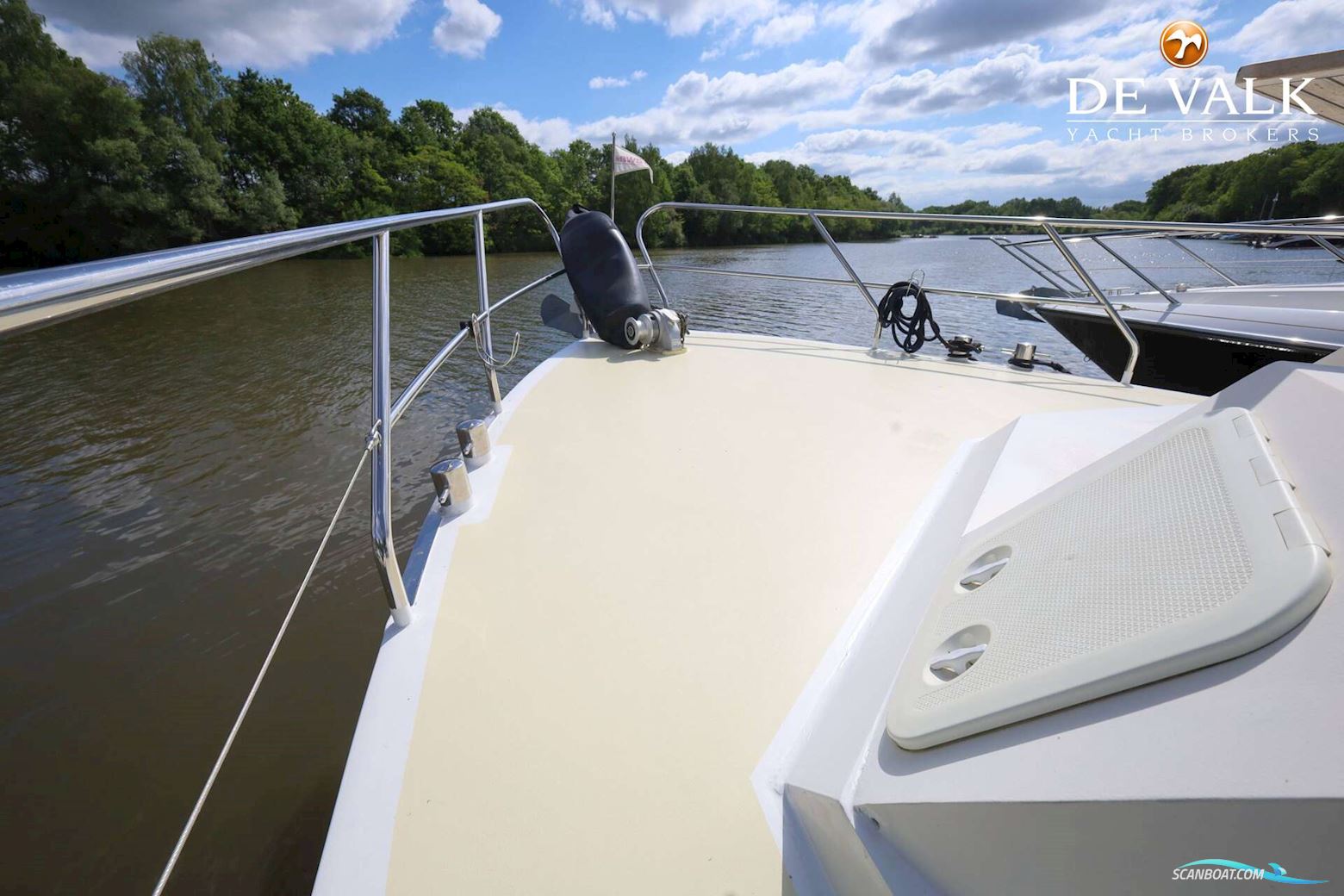 Valk Challenger Royal 48