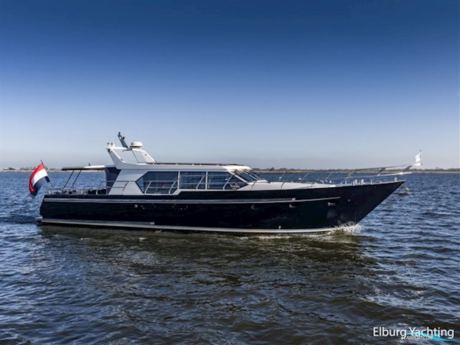 Valk Continental 1600 - Open Kuip