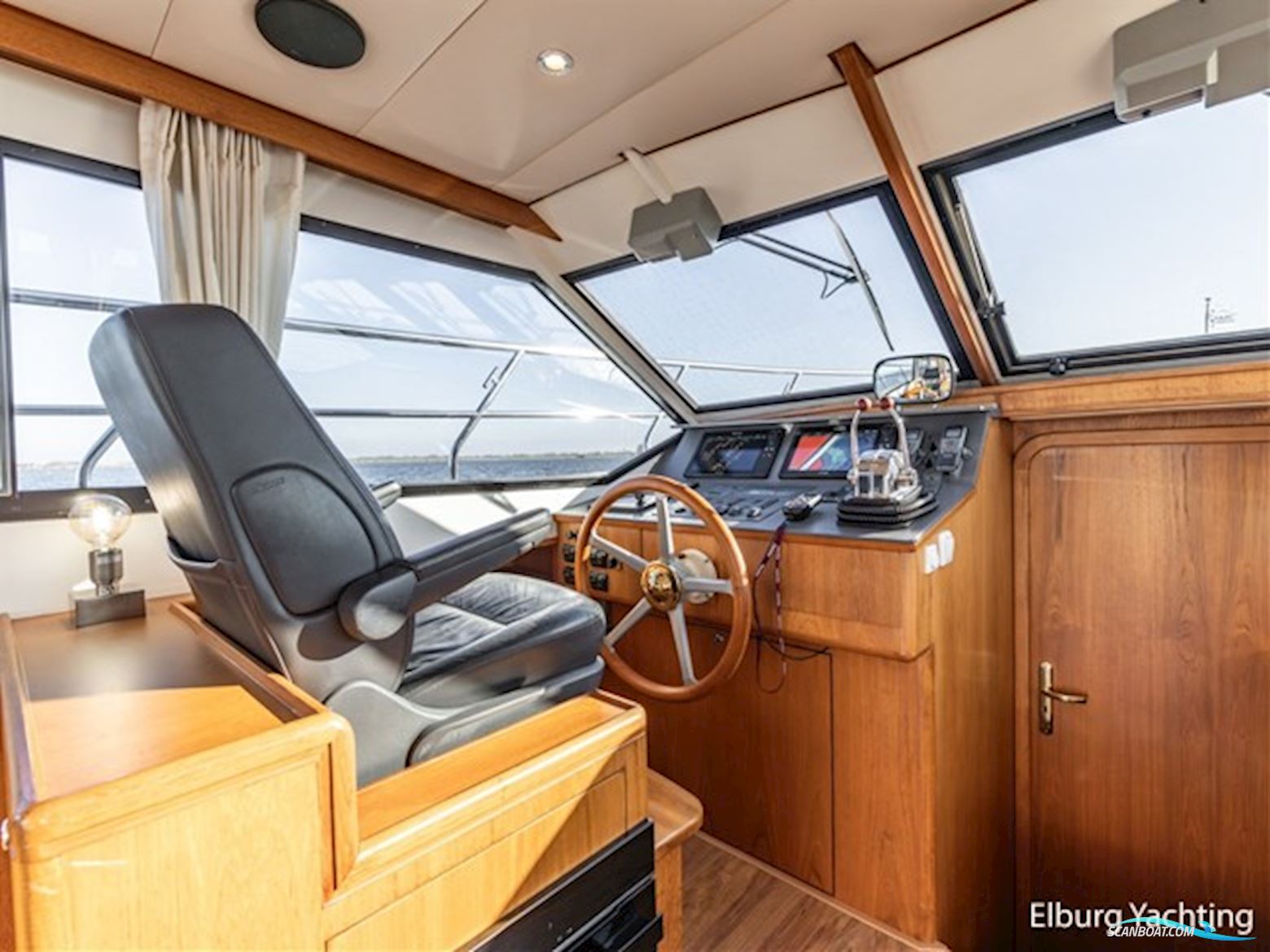 Valk Continental 1600 - Open Kuip