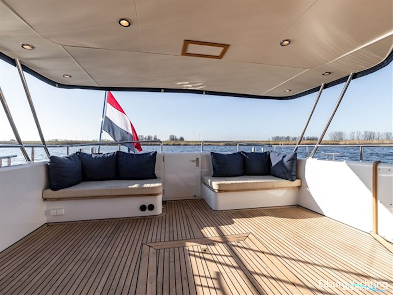 Valk Continental 1600 - Open Kuip