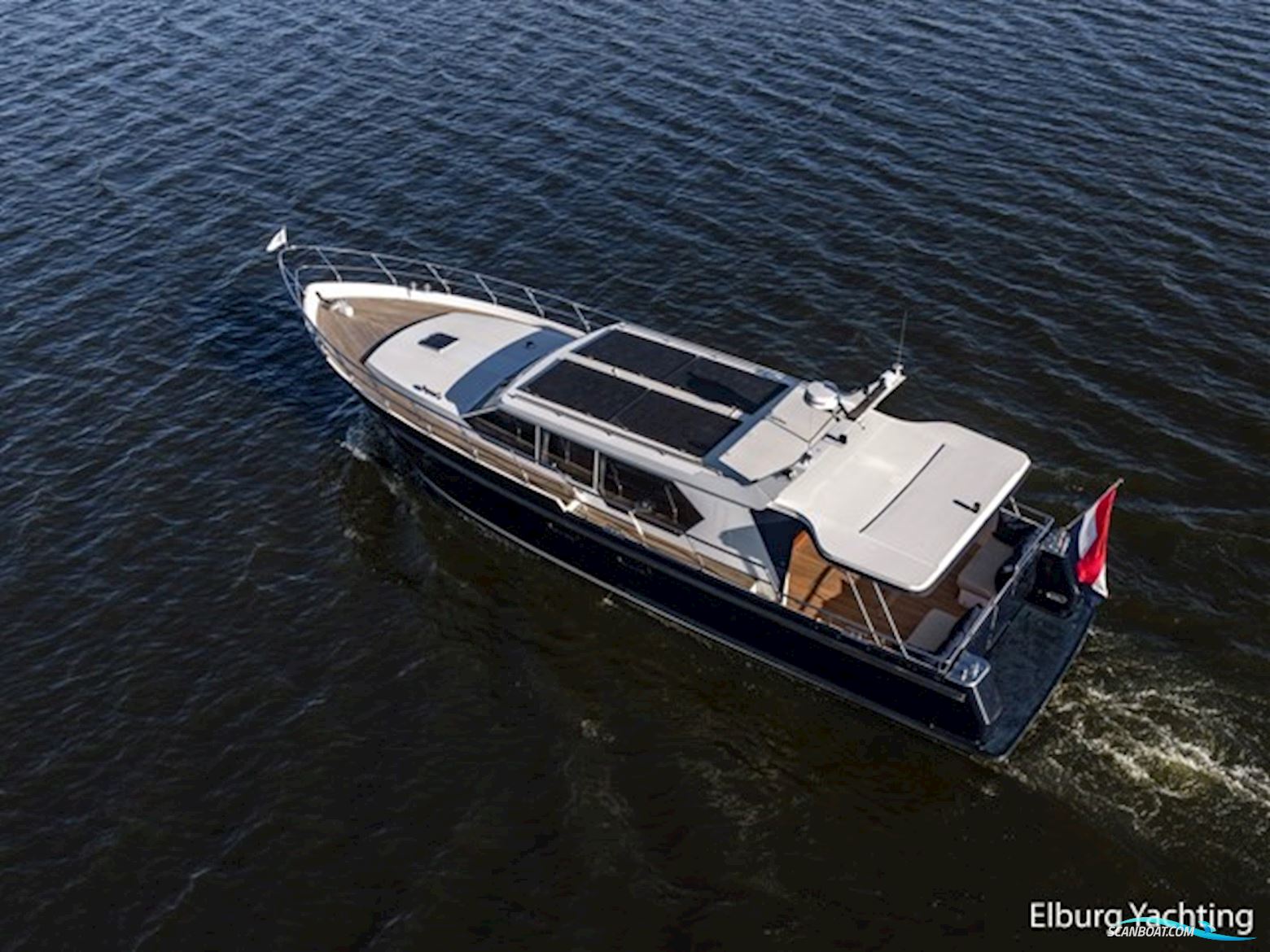 Valk Continental 1600 - Open Kuip