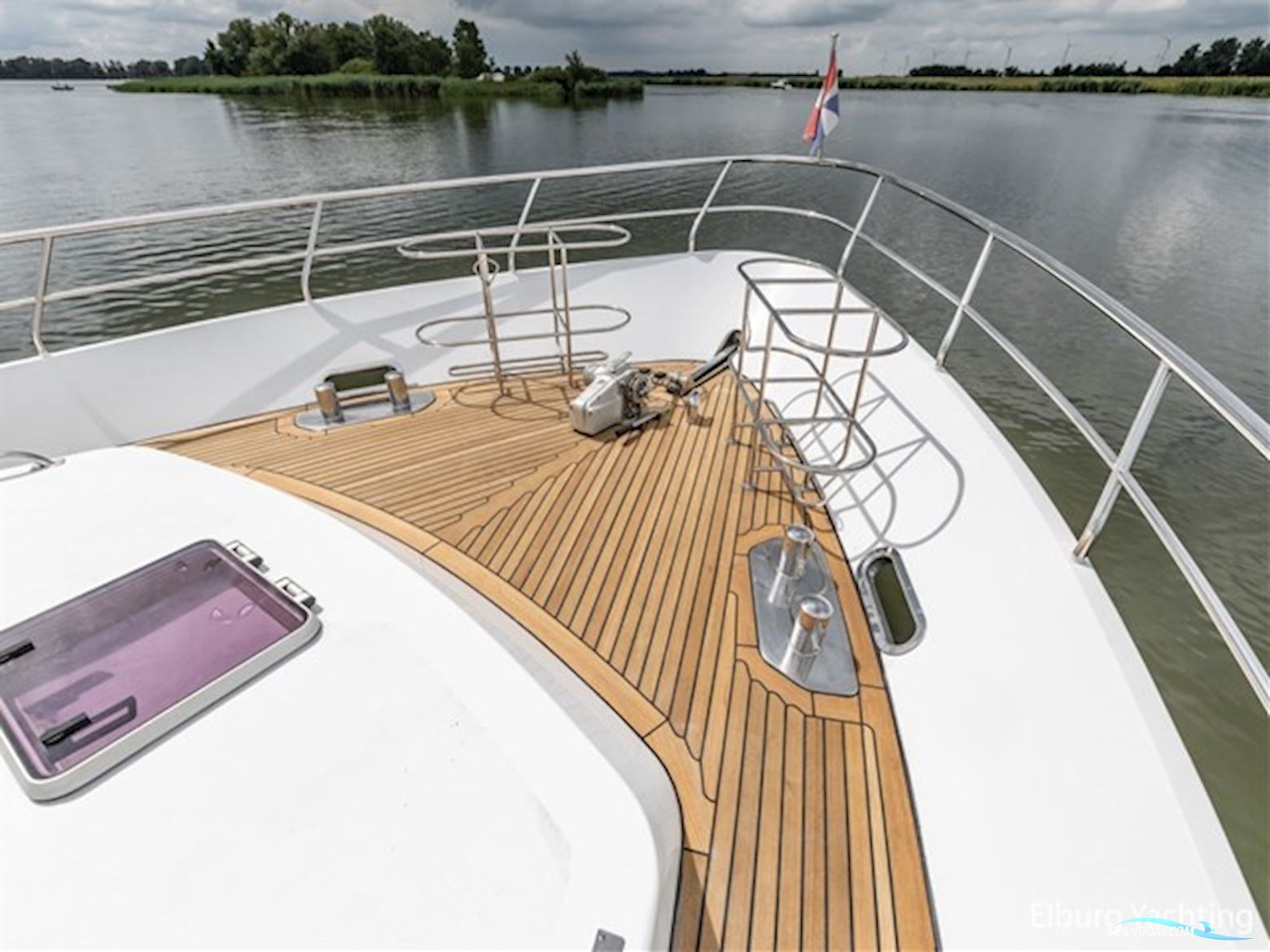 Valk Continental 1700 - Stabilizers