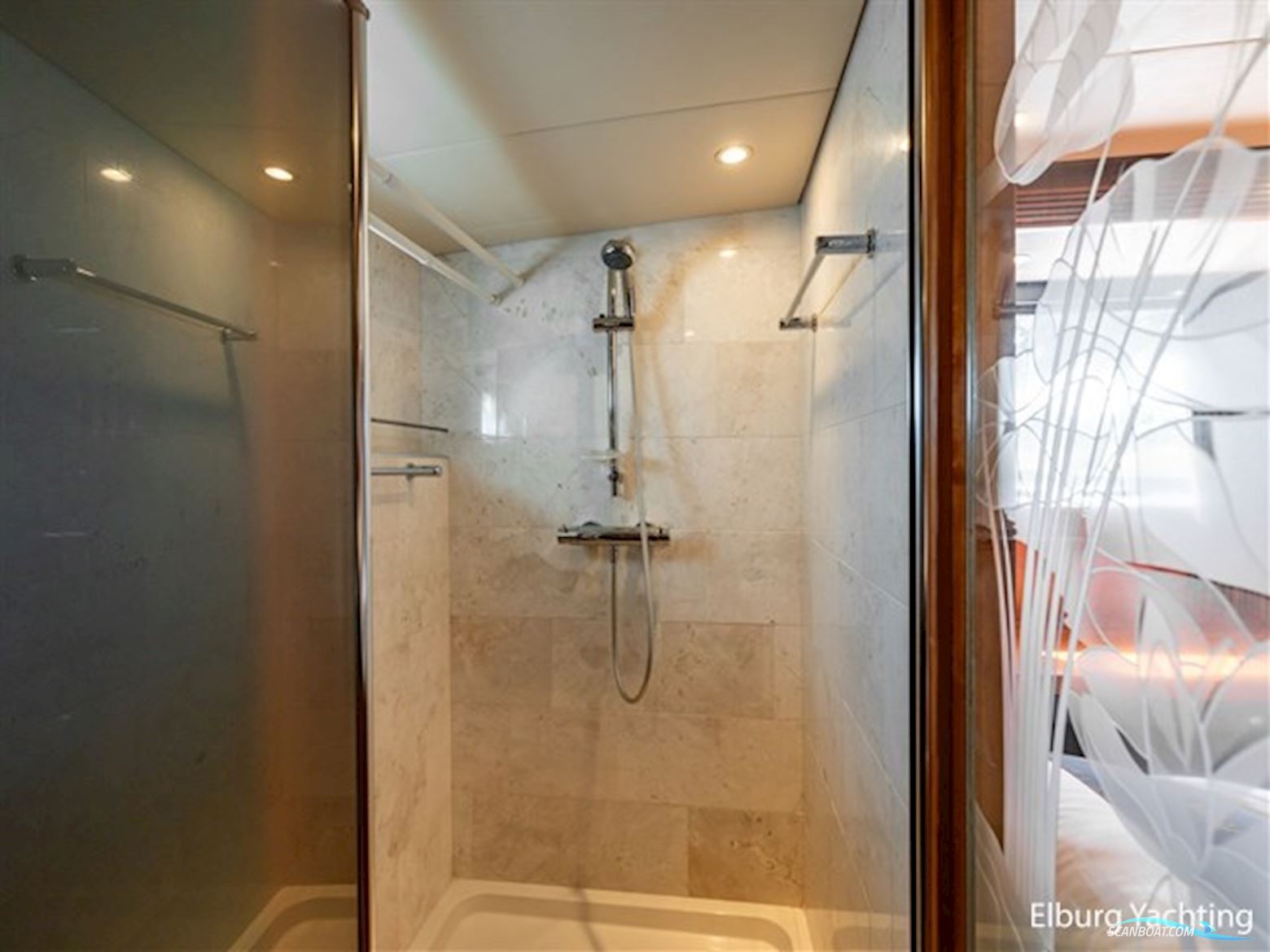 Valk Continental 1900 - Wheelhouse