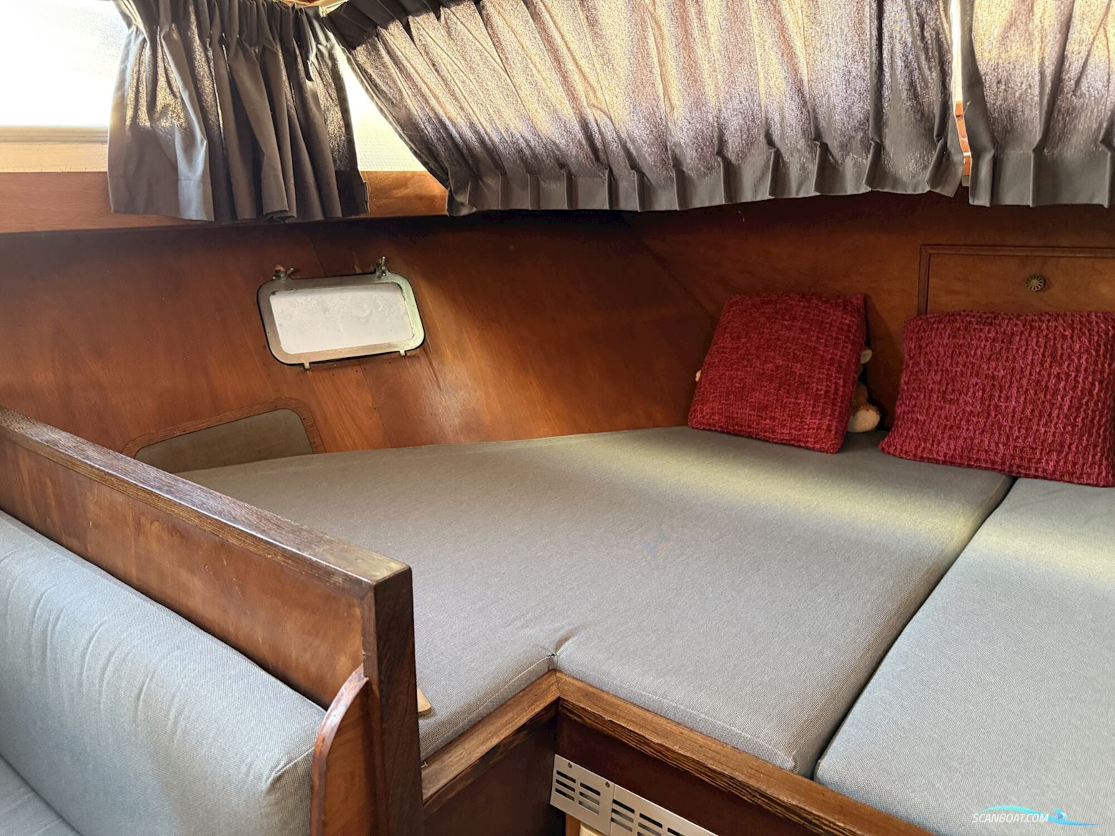 Valkkruiser 12.30 AK Cabrio