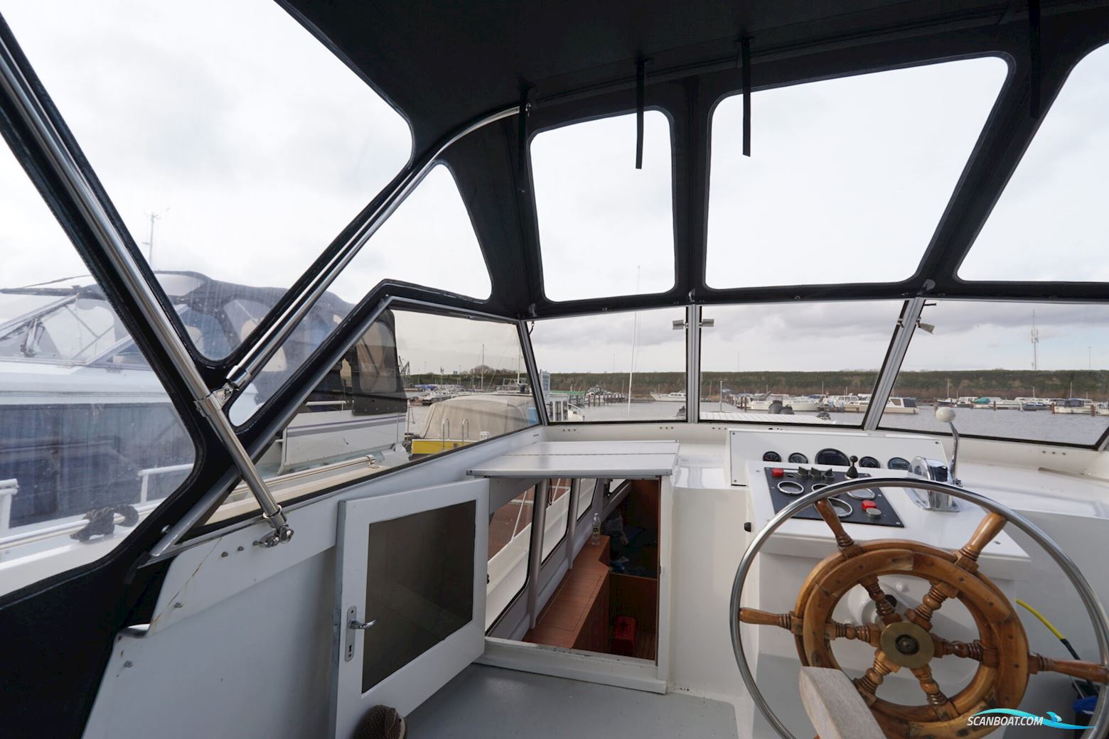 Valkkruiser 12.60 AK Cabrio