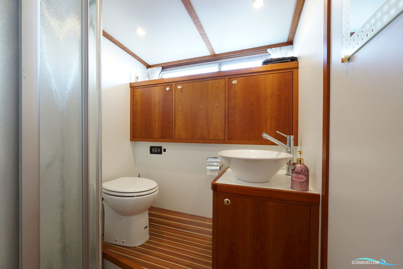 Valkkruiser Challenger 45 VS