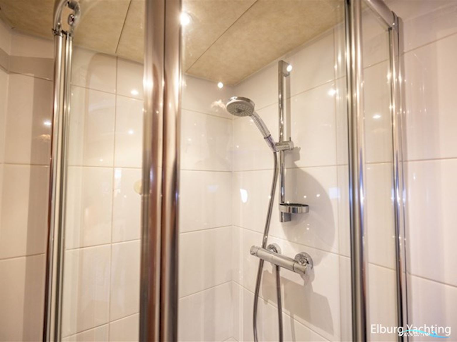 Van den Hoven Exclusive 1600 - Stabilizers 