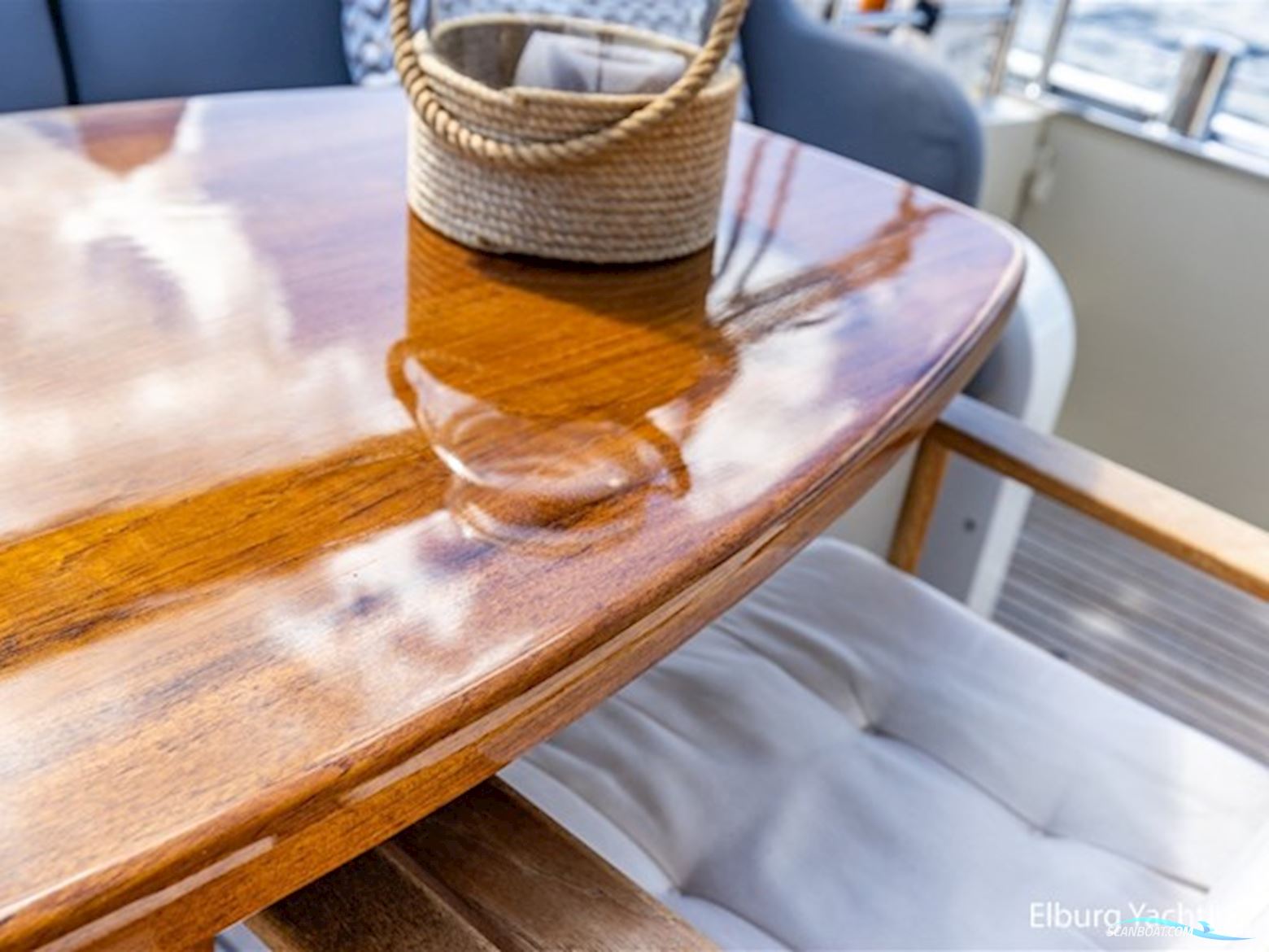 Van den Hoven Exclusive 1600 - Stabilizers 