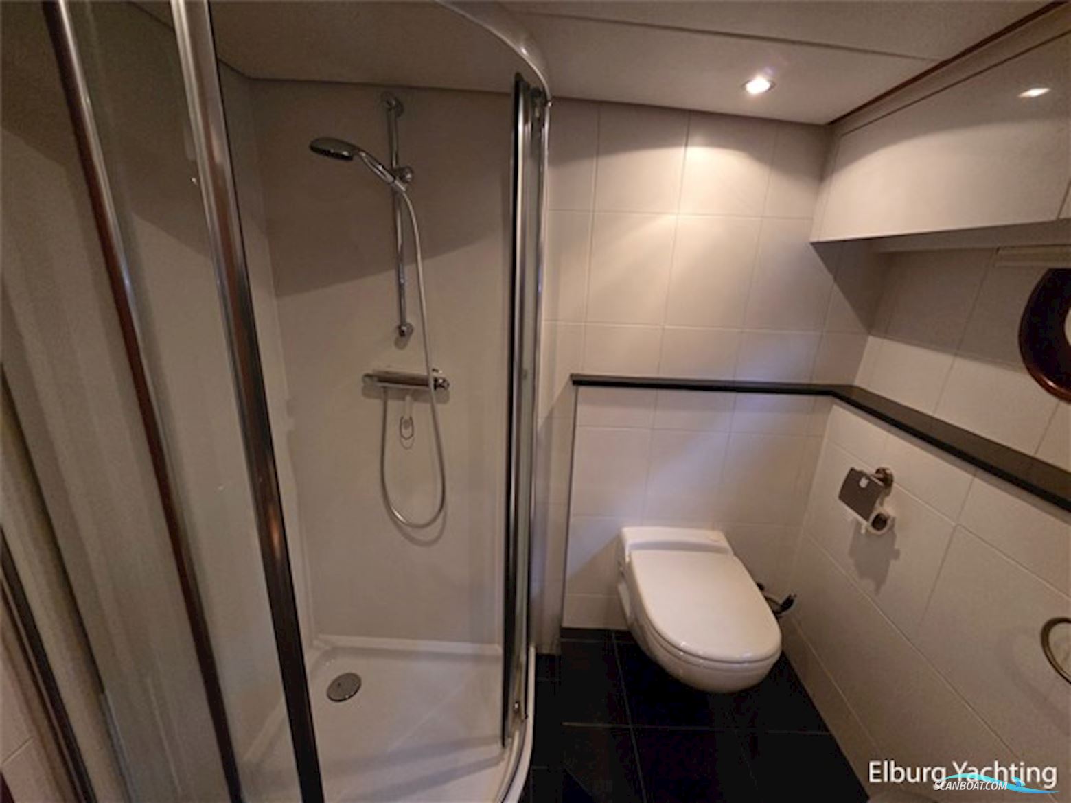 Van den Hoven Exclusive 1600 