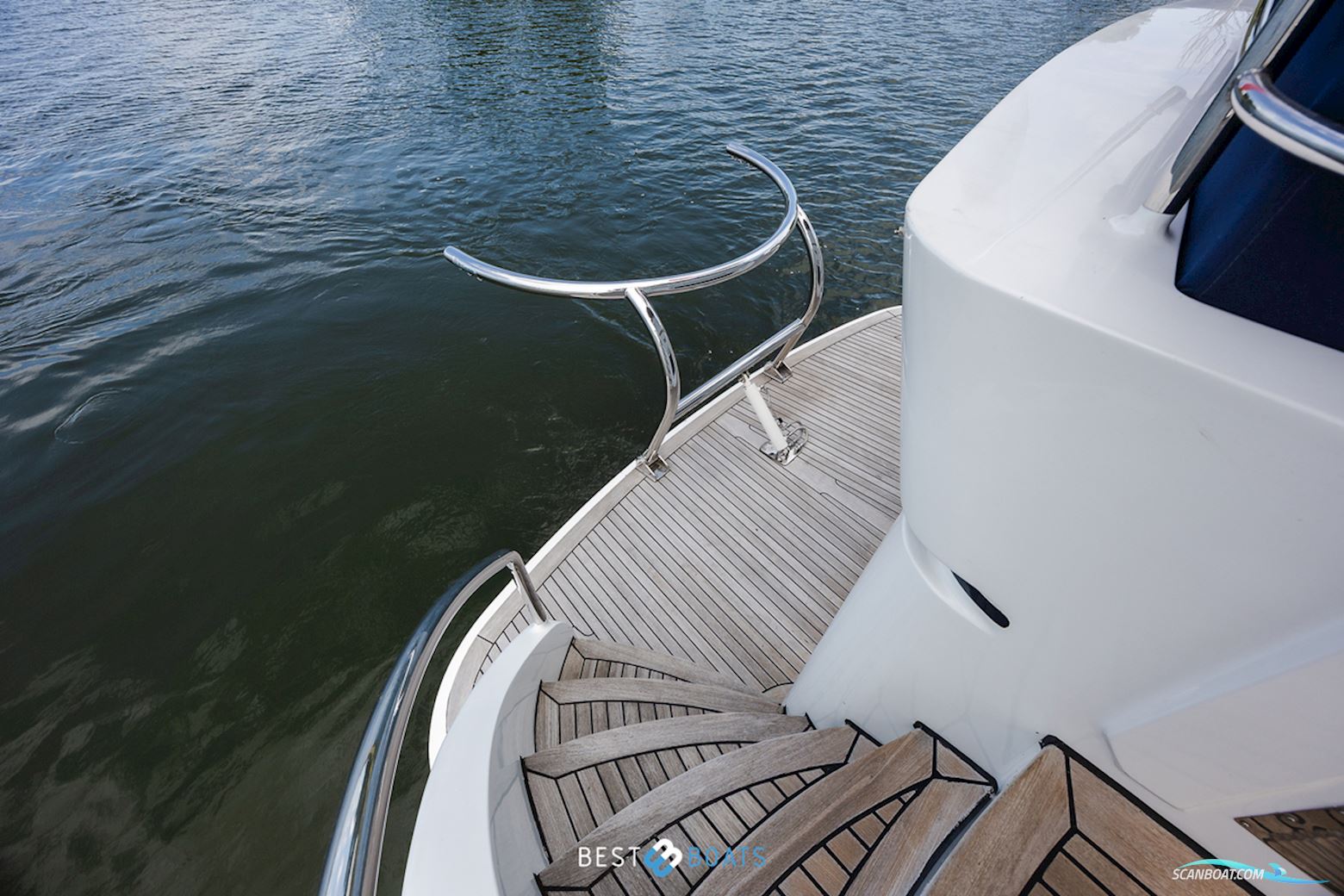 Van Den Hoven Exclusive 1600