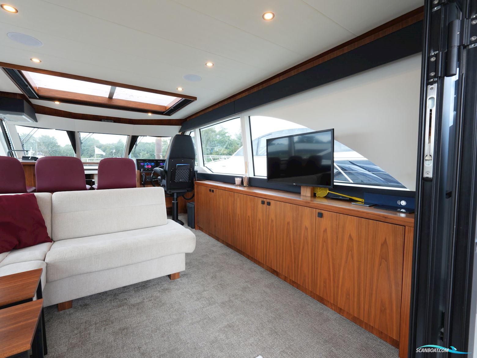 Van den Hoven Executive 15.00 MK II