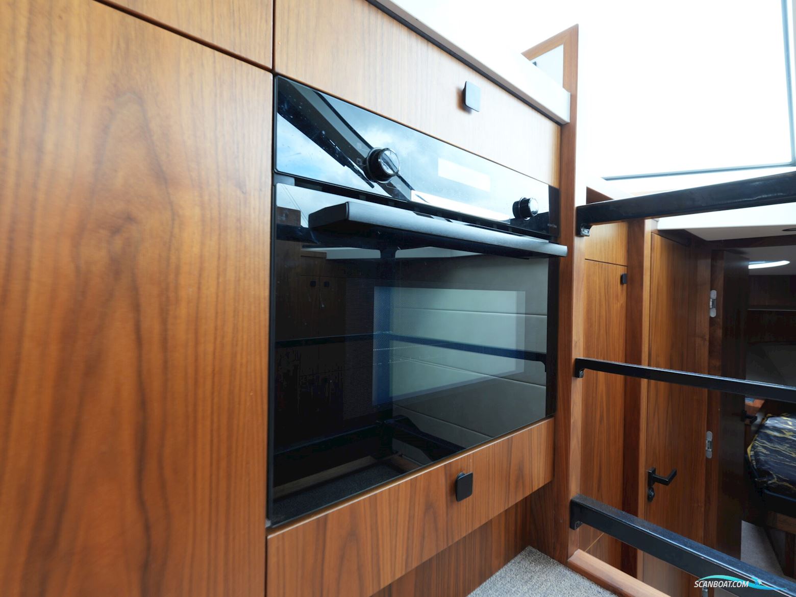 Van den Hoven Executive 15.00 MK II