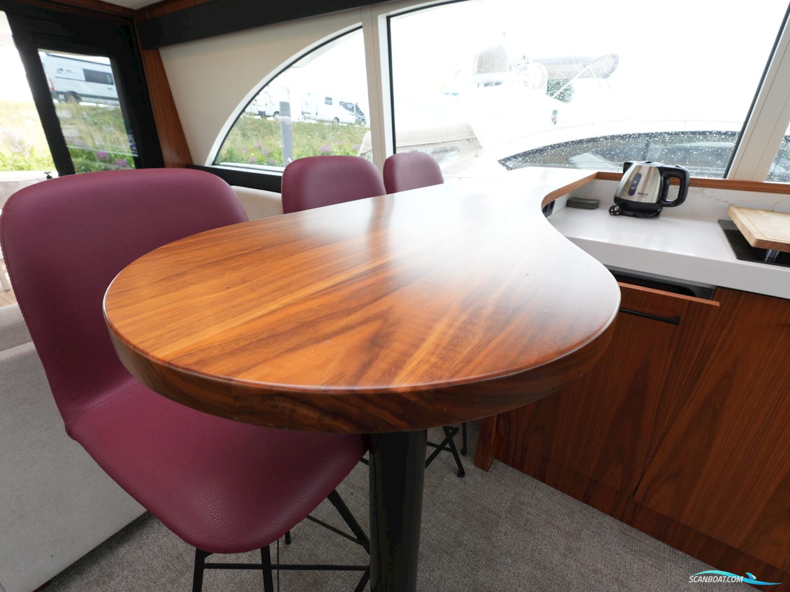 Van den Hoven Executive 15.00 MK II