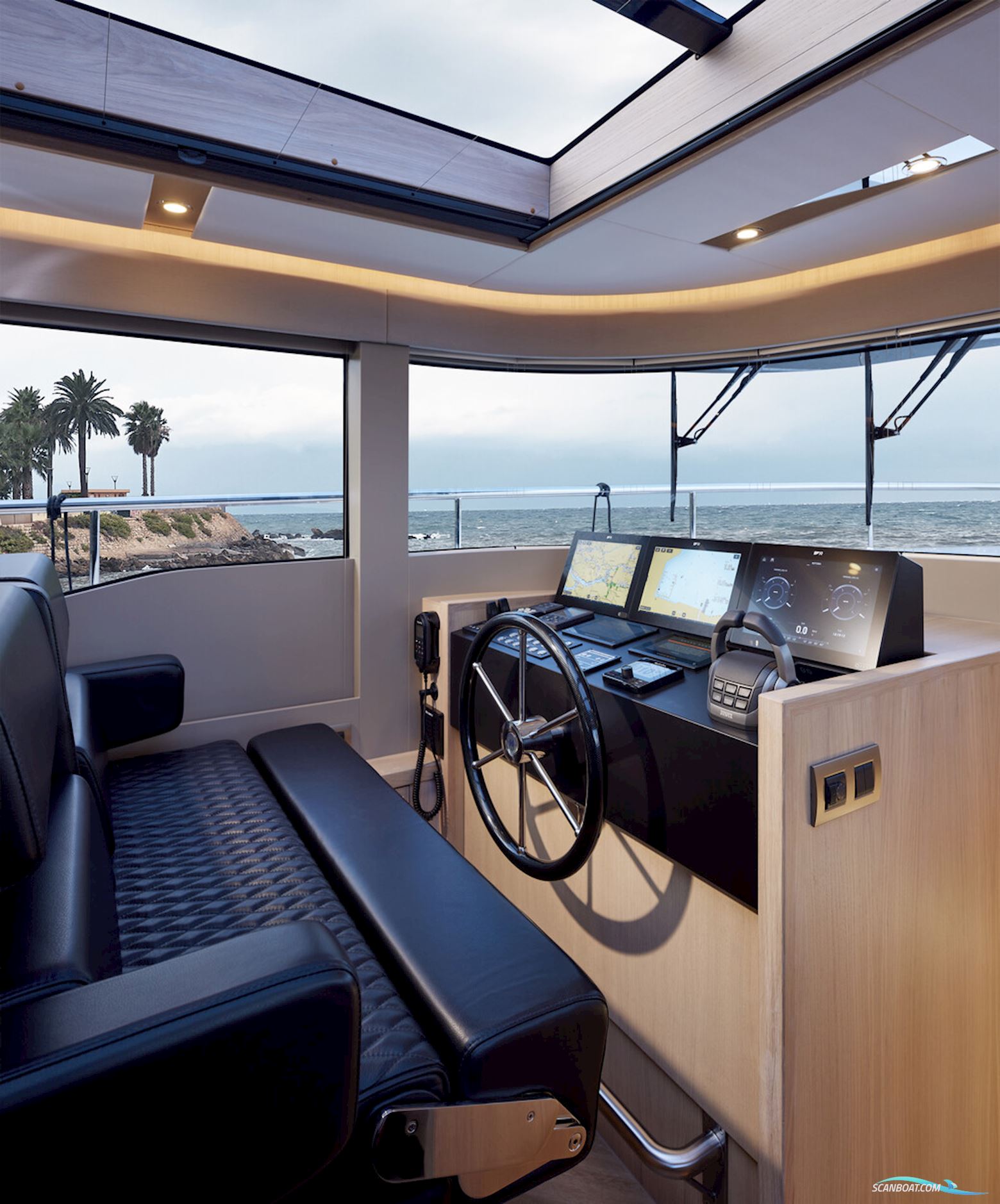 Van Den Hoven Voyager 50