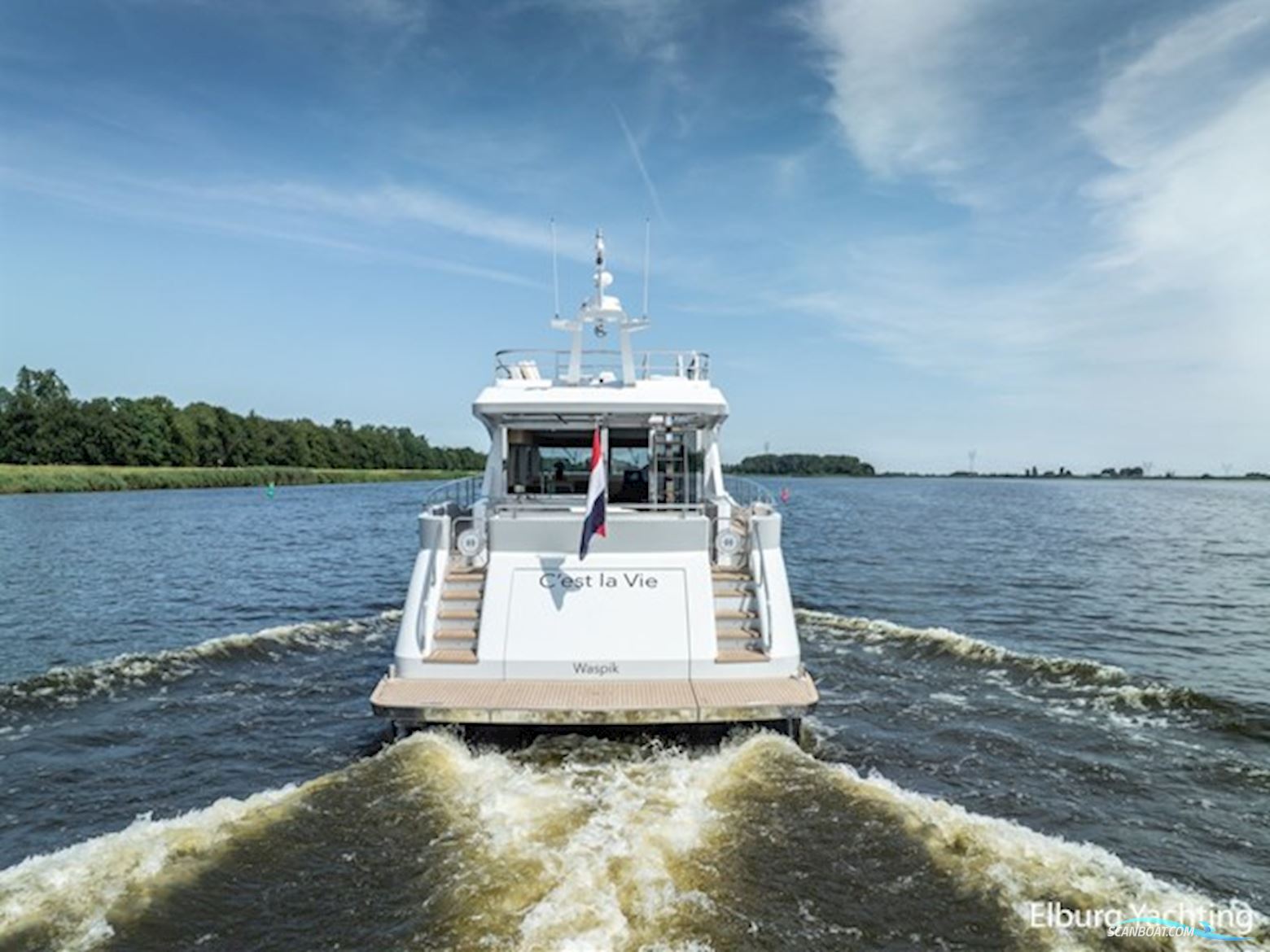 Van den Hoven Voyager 56 
