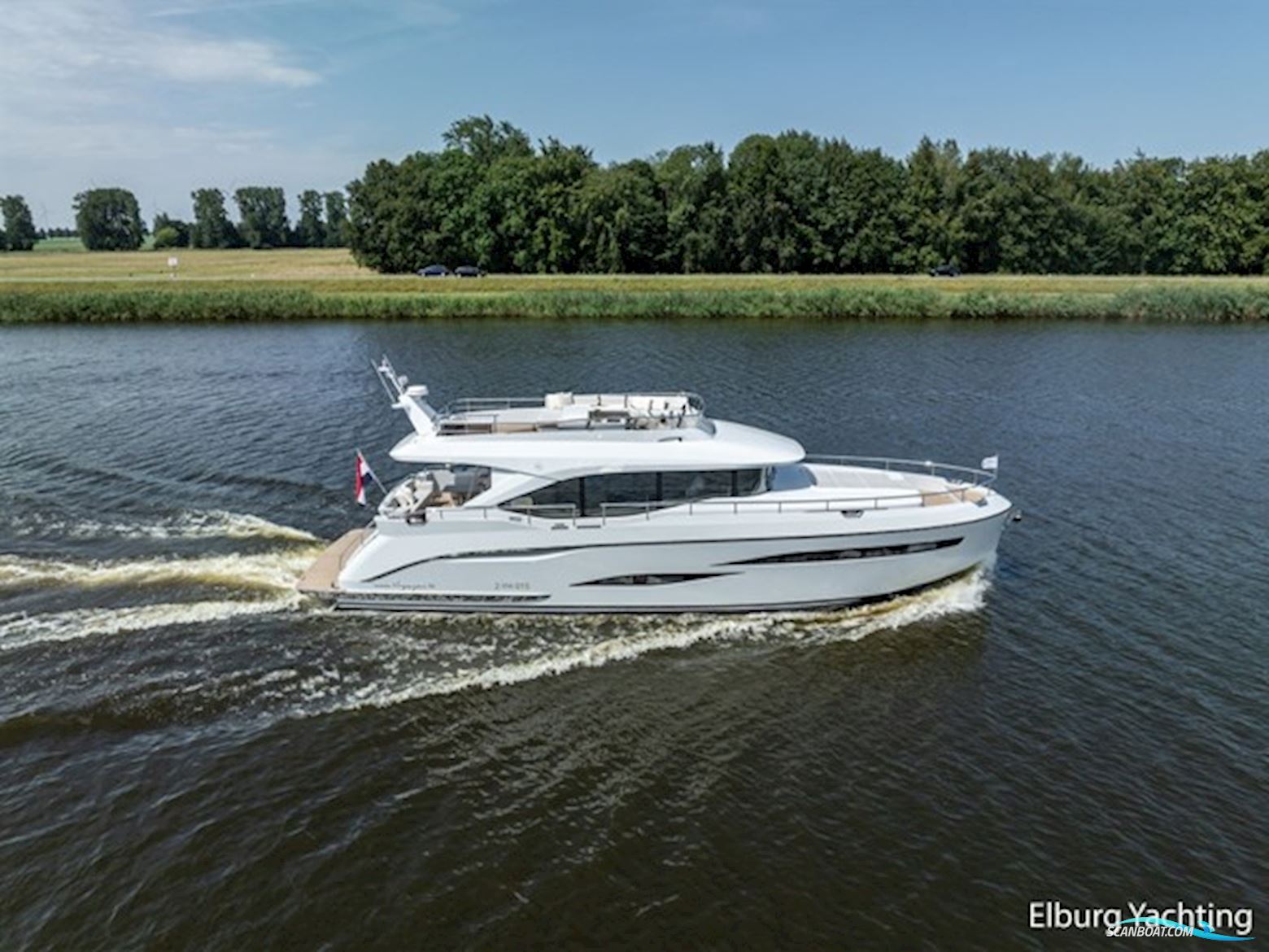 Van den Hoven Voyager 56 