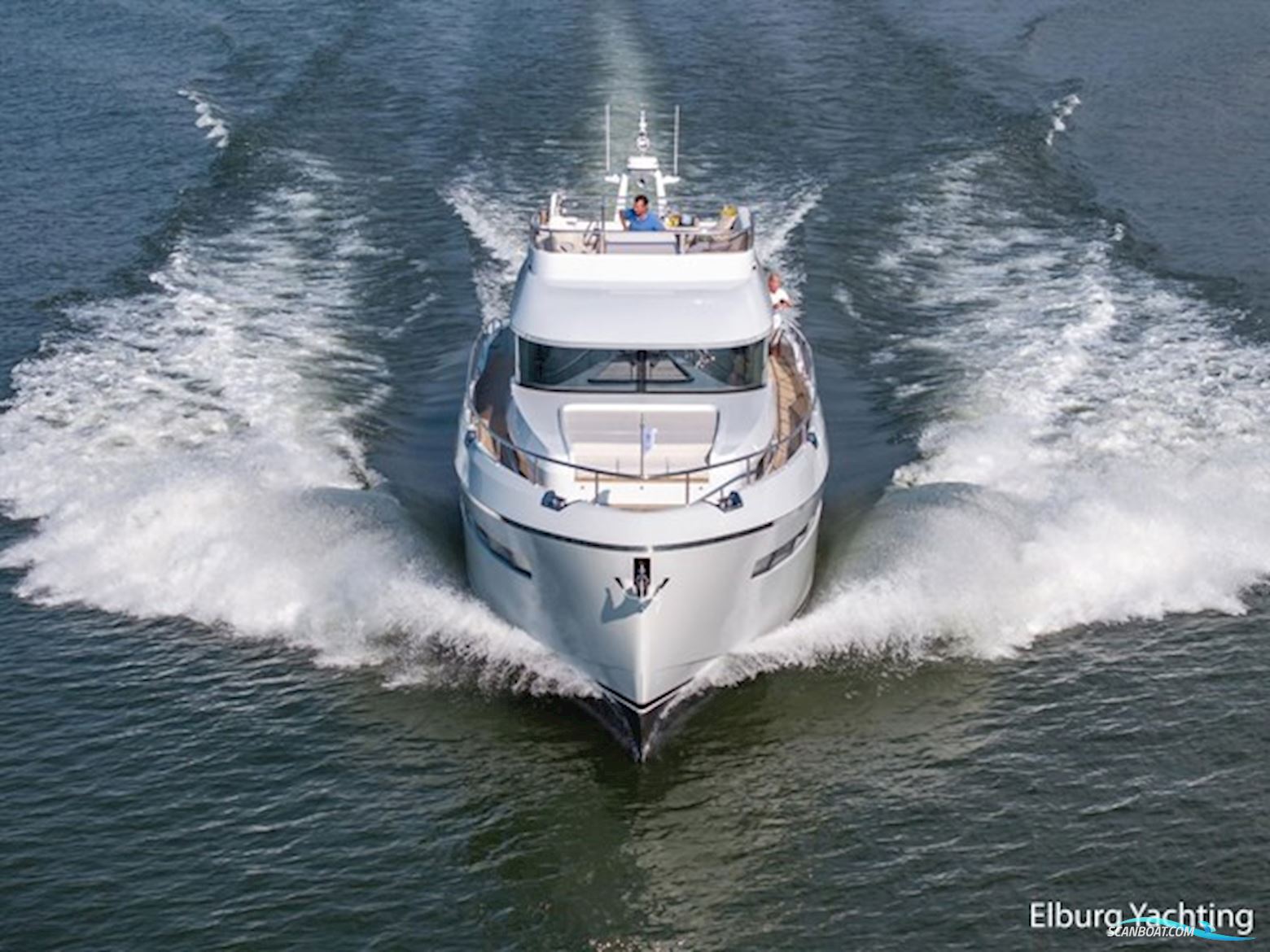 Van den Hoven Voyager 56 