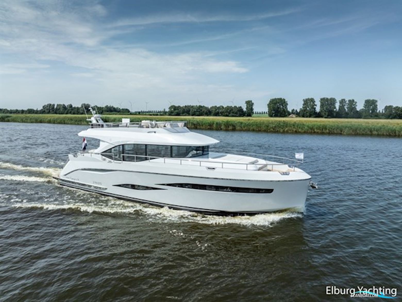 Van den Hoven Voyager 56 