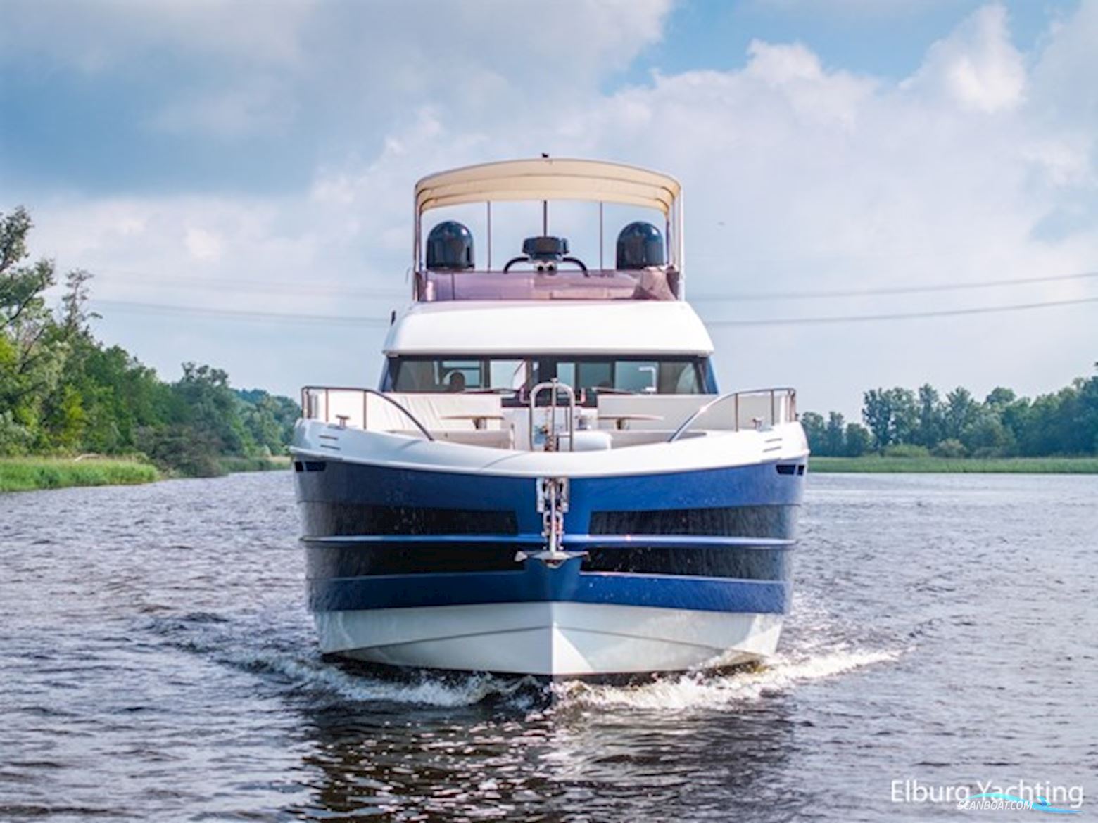 Van Der Valk Beachclub 660 - Flybridge